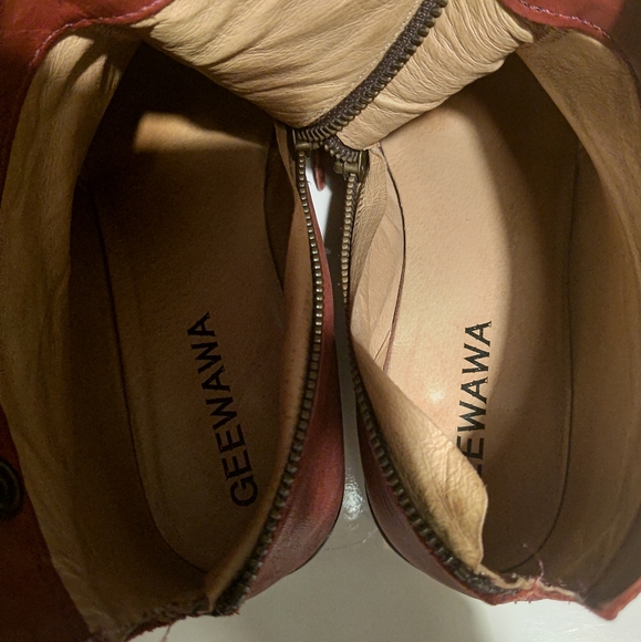 Gee "Wawa Bordeaux Leather Ankle Boot - Picture 2 of 7